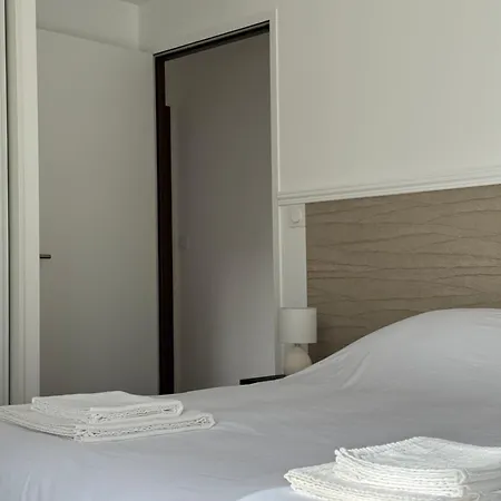 Avec Terrasse - Proche Et Centre * Royan