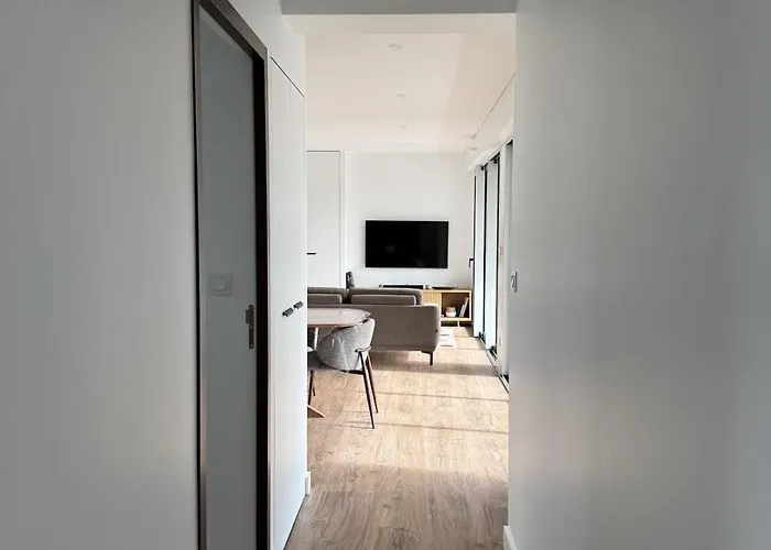 Avec Terrasse - Proche Et Centre Apartamento