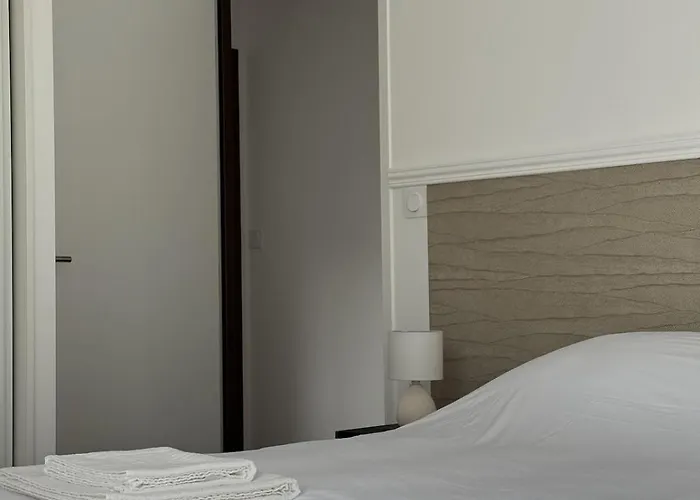 Avec Terrasse - Proche Et Centre Apartamento Royan