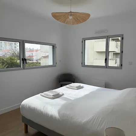 Avec Terrasse - Proche Et Centre דירה