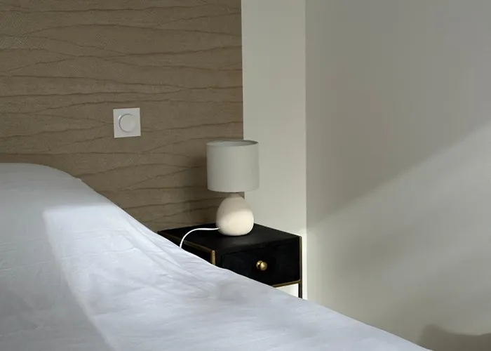 Avec Terrasse - Proche Et Centre רויאן